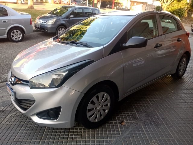 //www.autoline.com.br/carro/hyundai/hb20-10-comfort-12v-flex-4p-manual/2013/sorocaba-sp/25007589