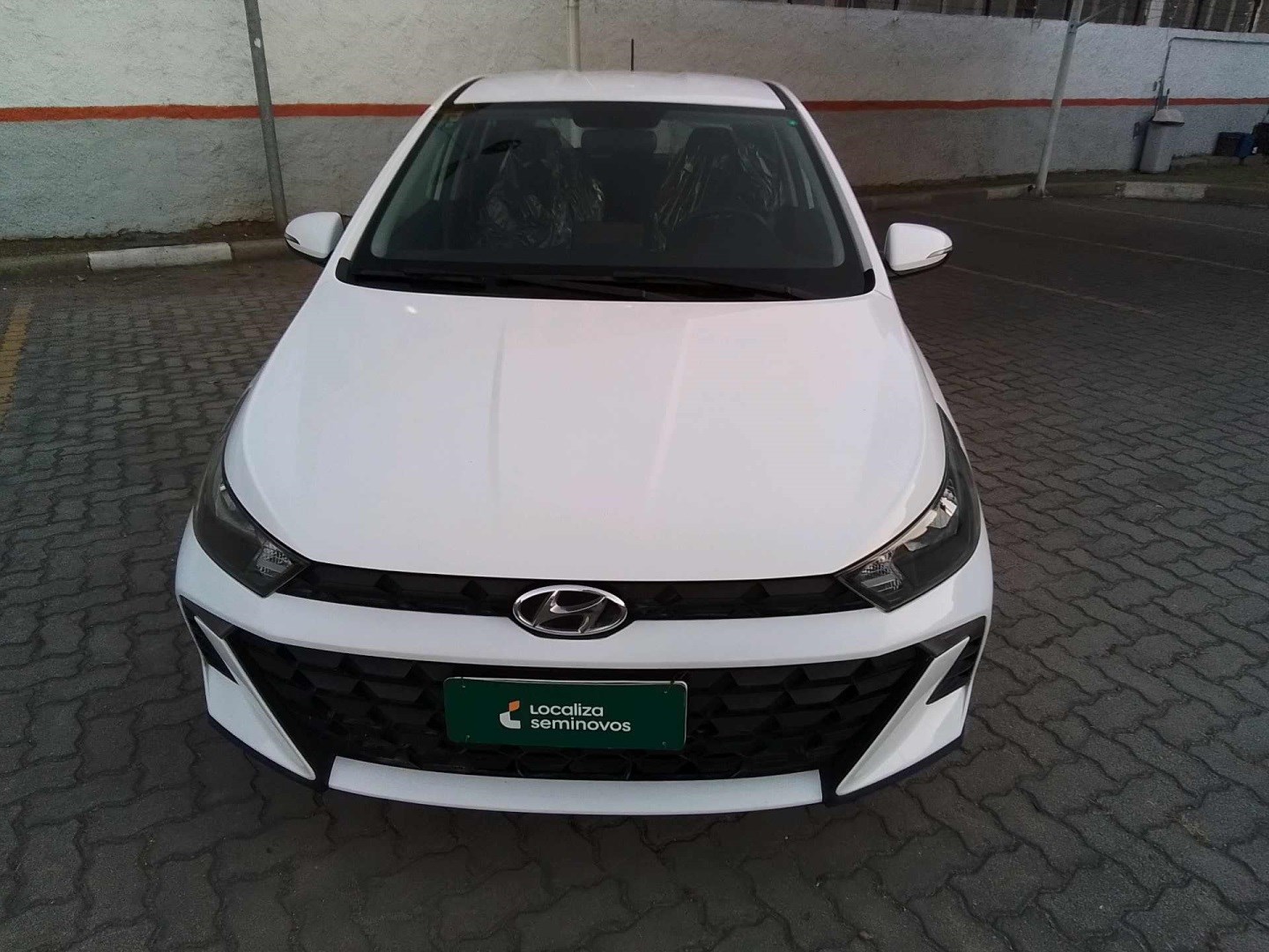 //www.autoline.com.br/carro/hyundai/hb20-10-comfort-12v-flex-4p-manual/2023/sao-paulo-sp/25020871