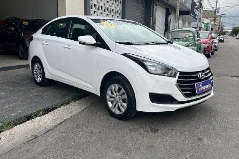 //www.autoline.com.br/carro/hyundai/hb20s-16-comfort-plus-16v-flex-4p-automatico/2018/caruaru-pe/23472360