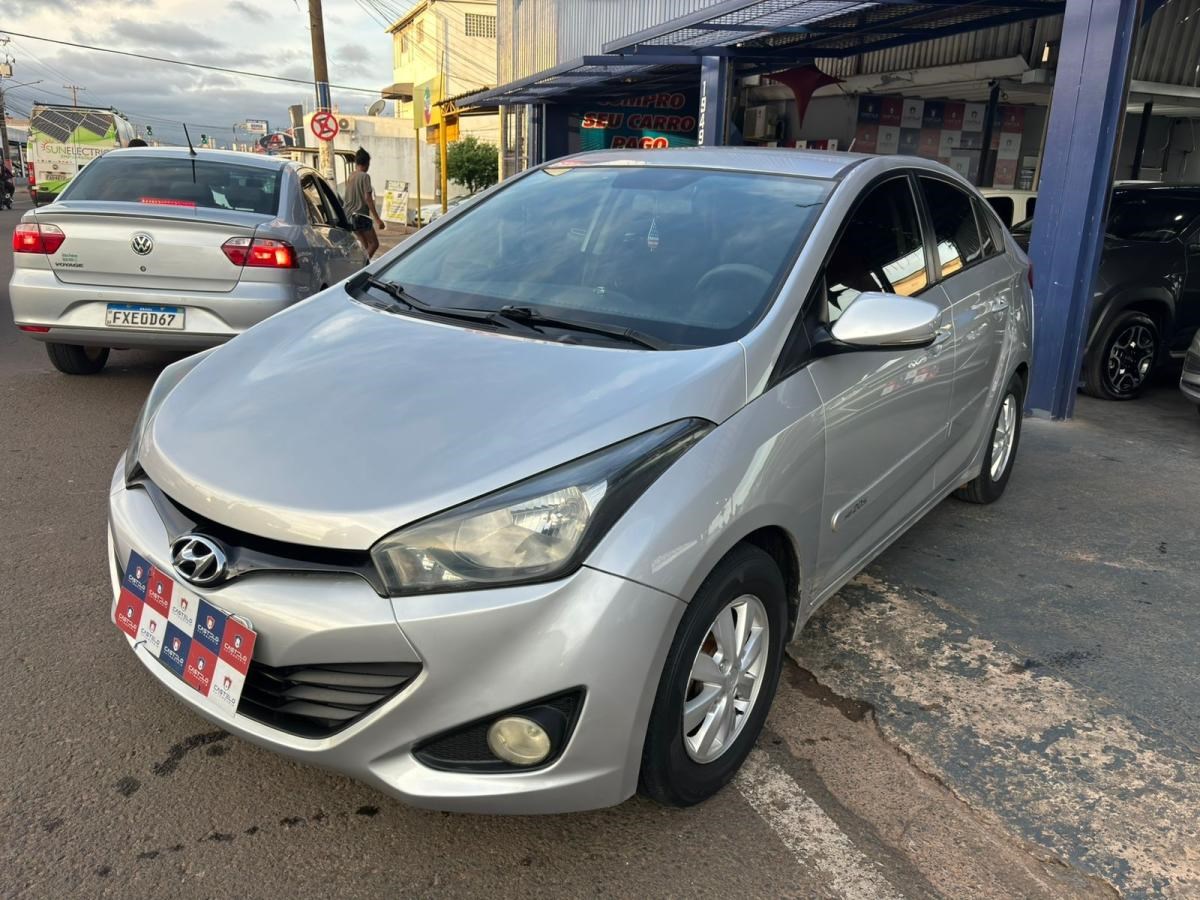 //www.autoline.com.br/carro/hyundai/hb20s-10-copa-do-mundo-12v-flex-4p-manual/2014/campo-grande-ms/23559756