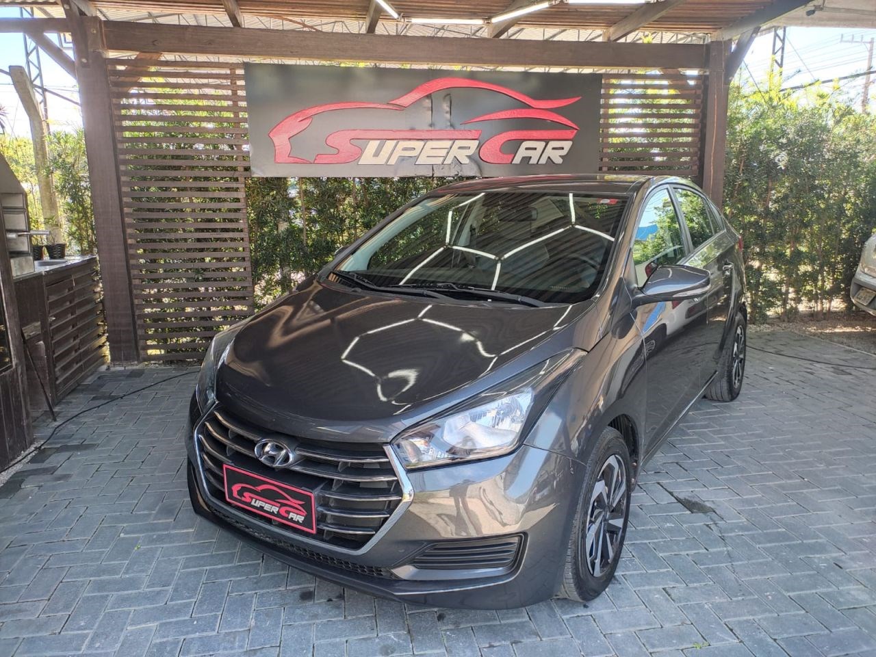 //www.autoline.com.br/carro/hyundai/hb20s-16-premium-16v-flex-4p-automatico/2016/tijucas-sc/23744120