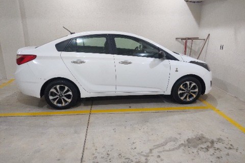 //www.autoline.com.br/carro/hyundai/hb20s-10-copa-do-mundo-12v-flex-4p-manual/2015/pocos-de-caldas-mg/23941249