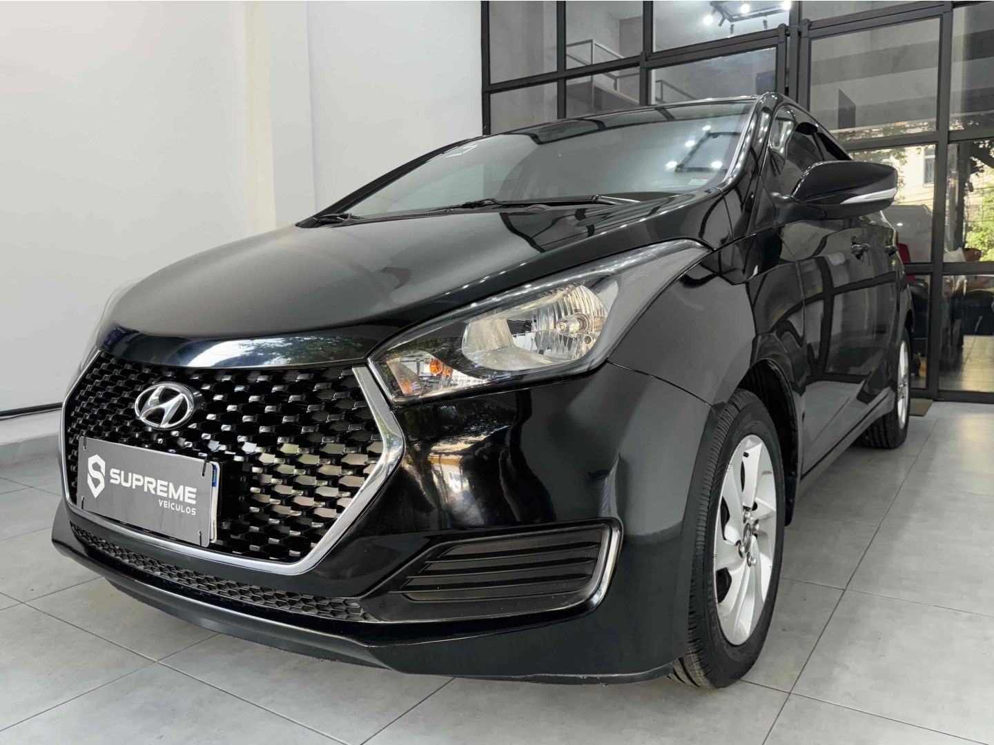 //www.autoline.com.br/carro/hyundai/hb20s-16-comfort-style-16v-flex-4p-automatico/2015/rio-de-janeiro-rj/24480507