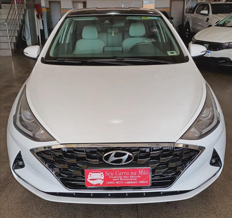 //www.autoline.com.br/carro/hyundai/hb20s-10-diamond-plus-12v-flex-4p-turbo-automatico/2021/goiania-go/24722356