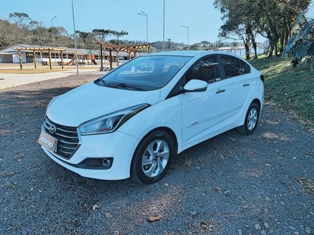 //www.autoline.com.br/carro/hyundai/hb20s-16-premium-16v-flex-4p-automatico/2016/xanxere-sc/24738093