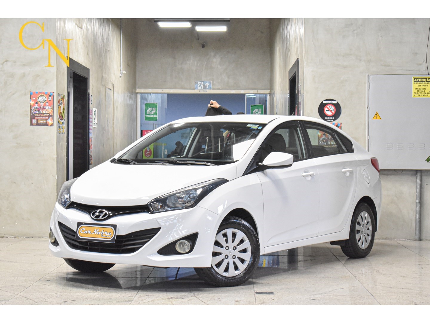 //www.autoline.com.br/carro/hyundai/hb20s-16-comfort-plus-16v-flex-4p-manual/2015/belo-horizonte-mg/24764336