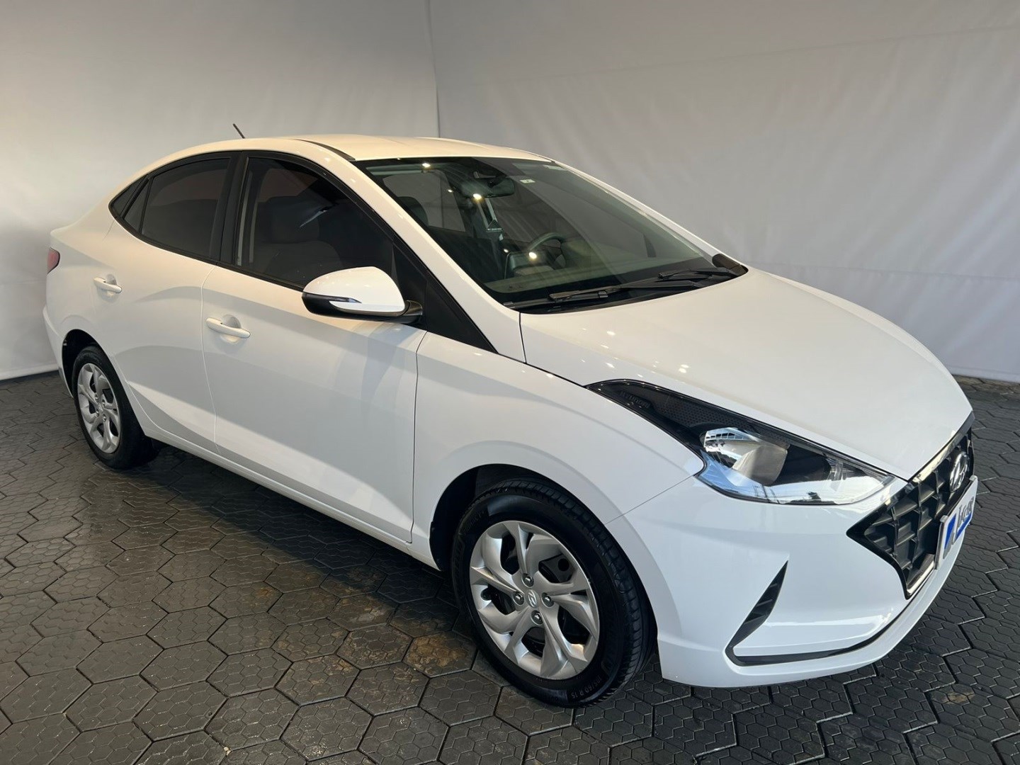 //www.autoline.com.br/carro/hyundai/hb20s-10-vision-12v-flex-4p-manual/2021/joinville-sc/24789079