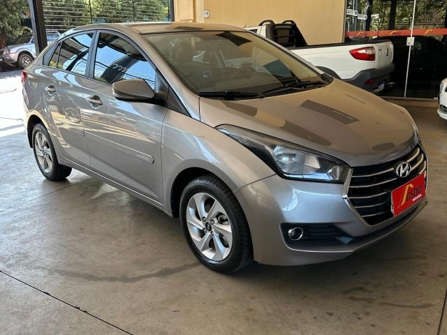 //www.autoline.com.br/carro/hyundai/hb20s-16-comfort-style-16v-flex-4p-automatico/2017/sao-jose-do-rio-preto-sp/24869232
