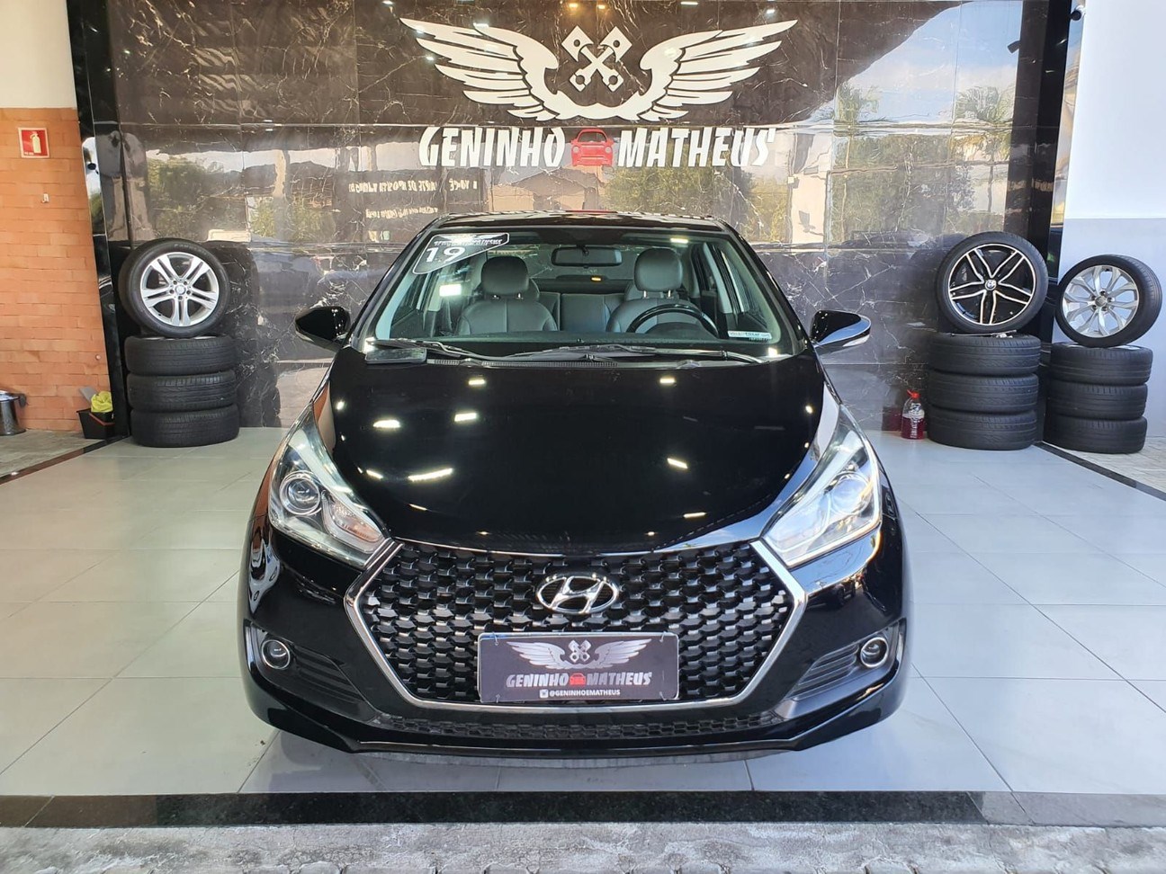 //www.autoline.com.br/carro/hyundai/hb20s-16-premium-16v-flex-4p-automatico/2019/campos-dos-goytacazes-rj/24945977