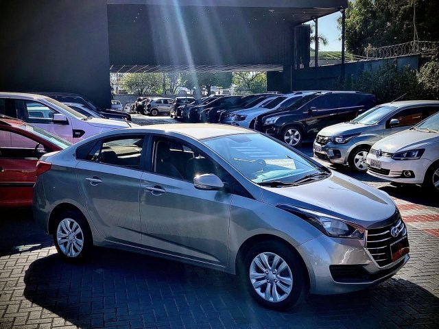 //www.autoline.com.br/carro/hyundai/hb20s-16-comfort-plus-16v-flex-4p-manual/2018/sorocaba-sp/24986101