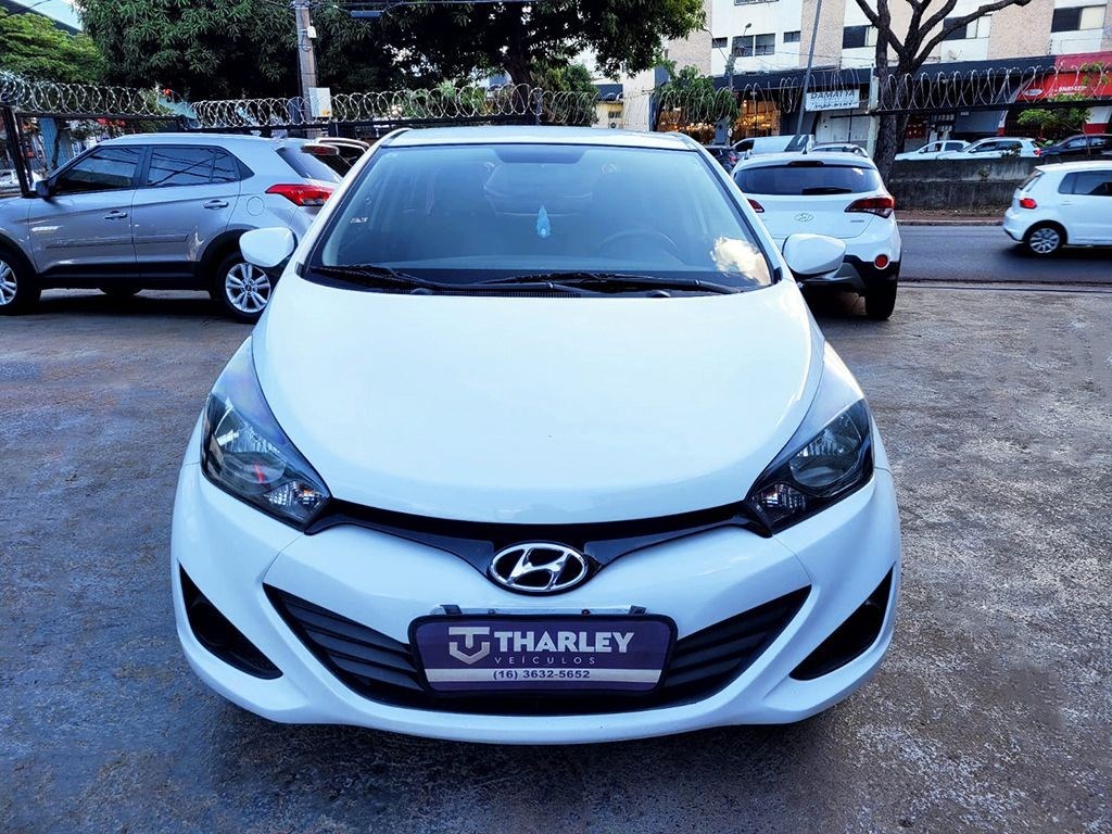 //www.autoline.com.br/carro/hyundai/hb20s-16-comfort-plus-16v-flex-4p-manual/2015/ribeirao-preto-sp/24994957