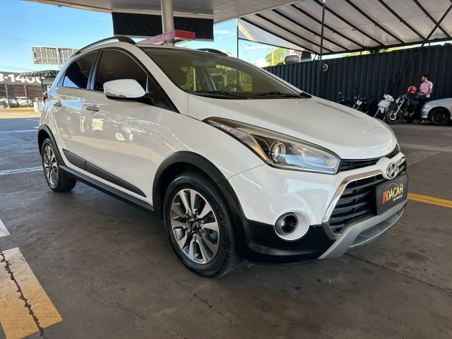 //www.autoline.com.br/carro/hyundai/hb20x-16-premium-16v-flex-4p-automatico/2017/sao-jose-do-rio-preto-sp/23785725