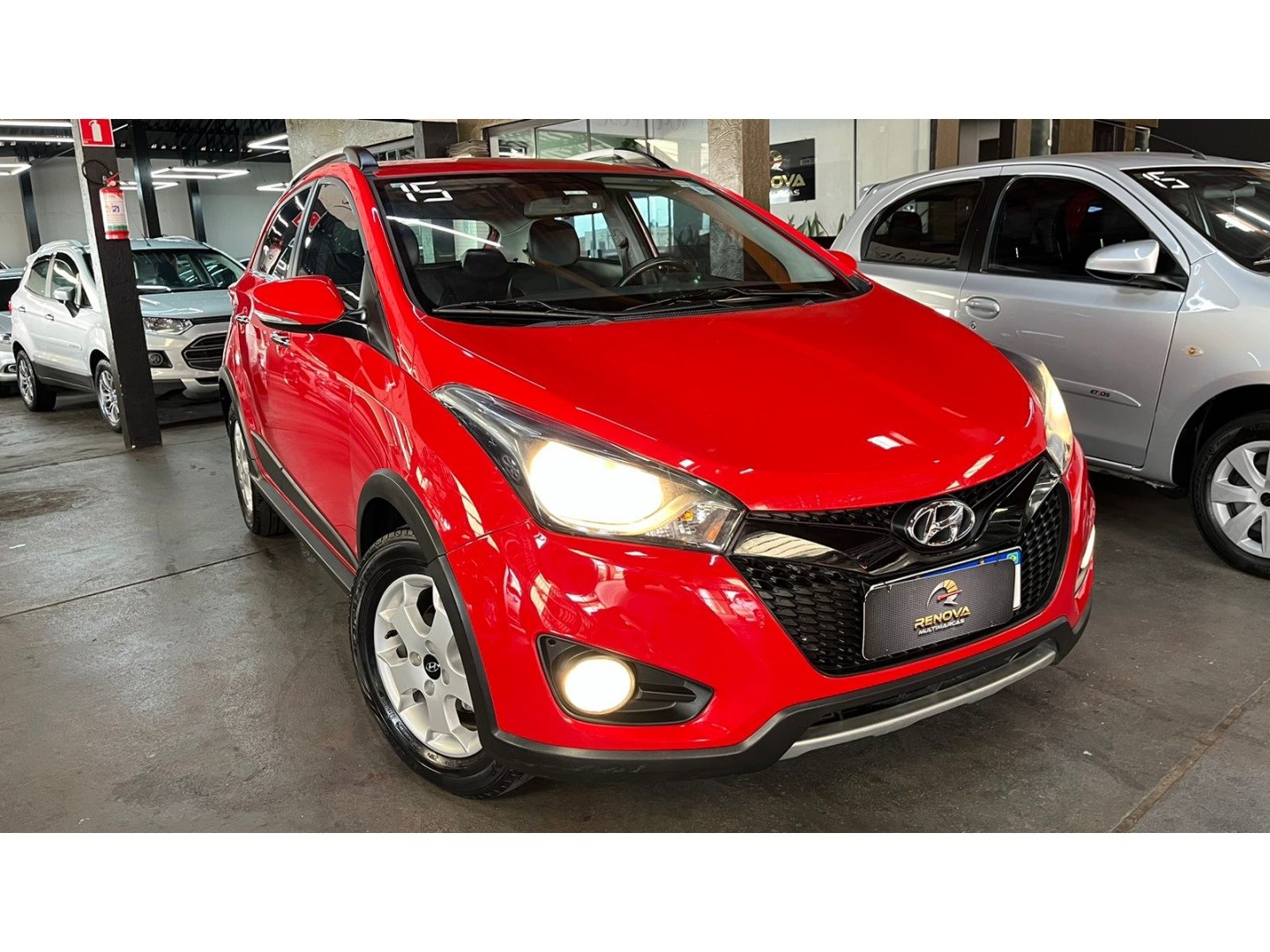 //www.autoline.com.br/carro/hyundai/hb20x-16-premium-16v-flex-4p-automatico/2015/santa-barbara-doeste-sp/24706618