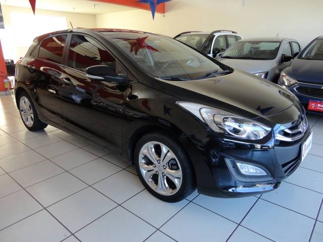 //www.autoline.com.br/carro/hyundai/i30-18-gls-16v-gasolina-4p-automatico/2015/americana-sp/23666379