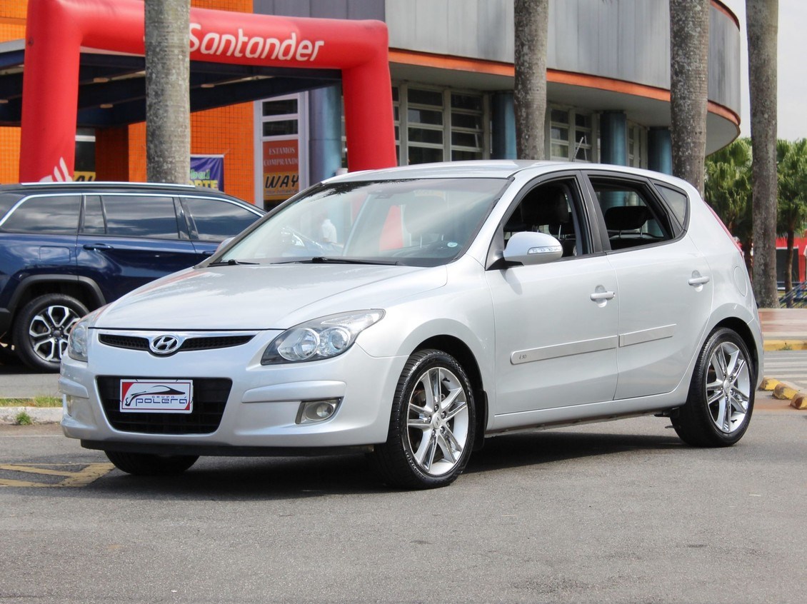//www.autoline.com.br/carro/hyundai/i30-20-16v-gasolina-4p-automatico/2012/santo-andre-sp/24225232