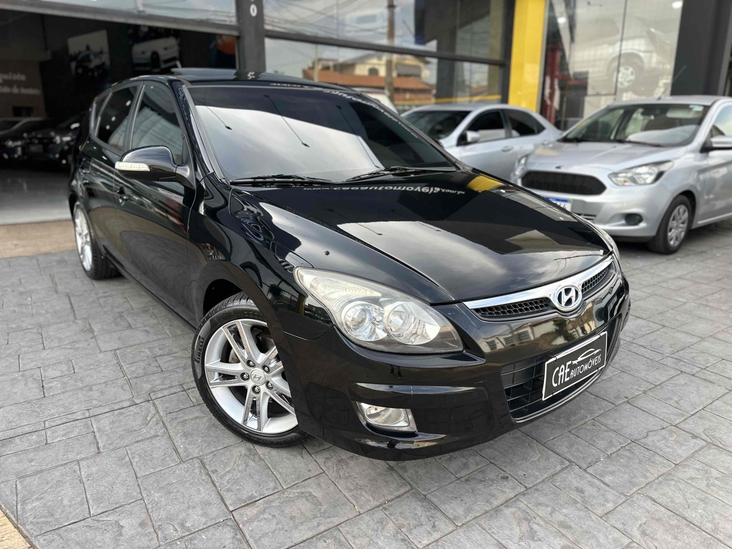 //www.autoline.com.br/carro/hyundai/i30-20-16v-gasolina-4p-automatico/2012/santa-barbara-doeste-sp/24865881