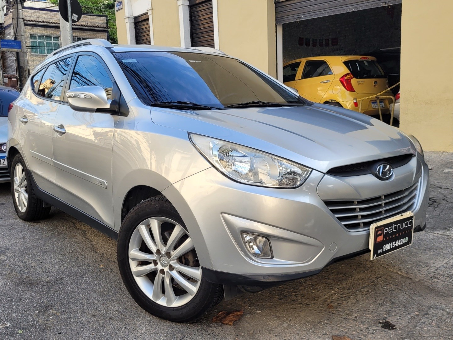 //www.autoline.com.br/carro/hyundai/ix35-20-gls-16v-flex-4p-automatico/2016/rio-de-janeiro-rj/23596254