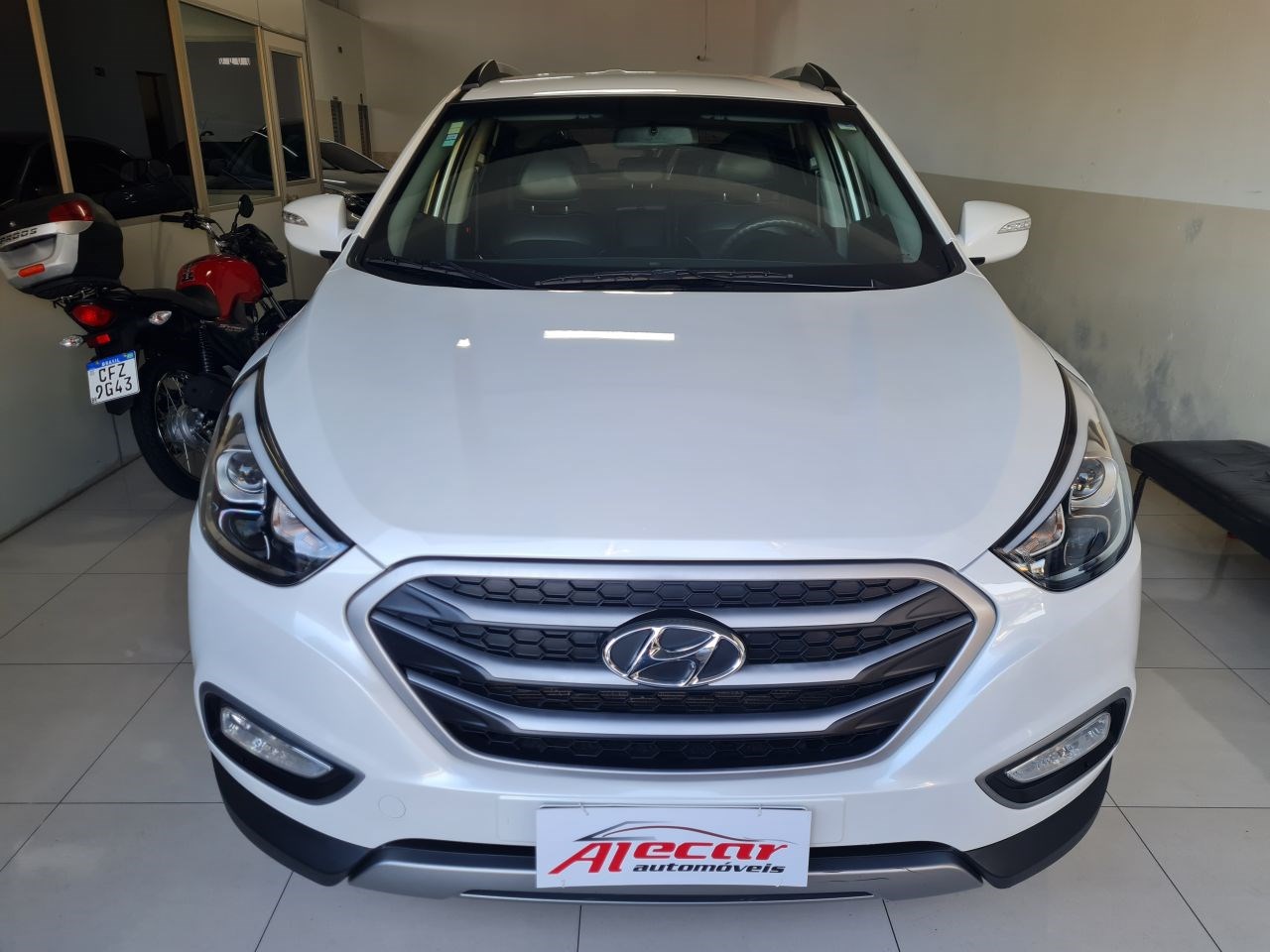 //www.autoline.com.br/carro/hyundai/ix35-20-16v-flex-4p-automatico/2018/limeira-sp/24137317