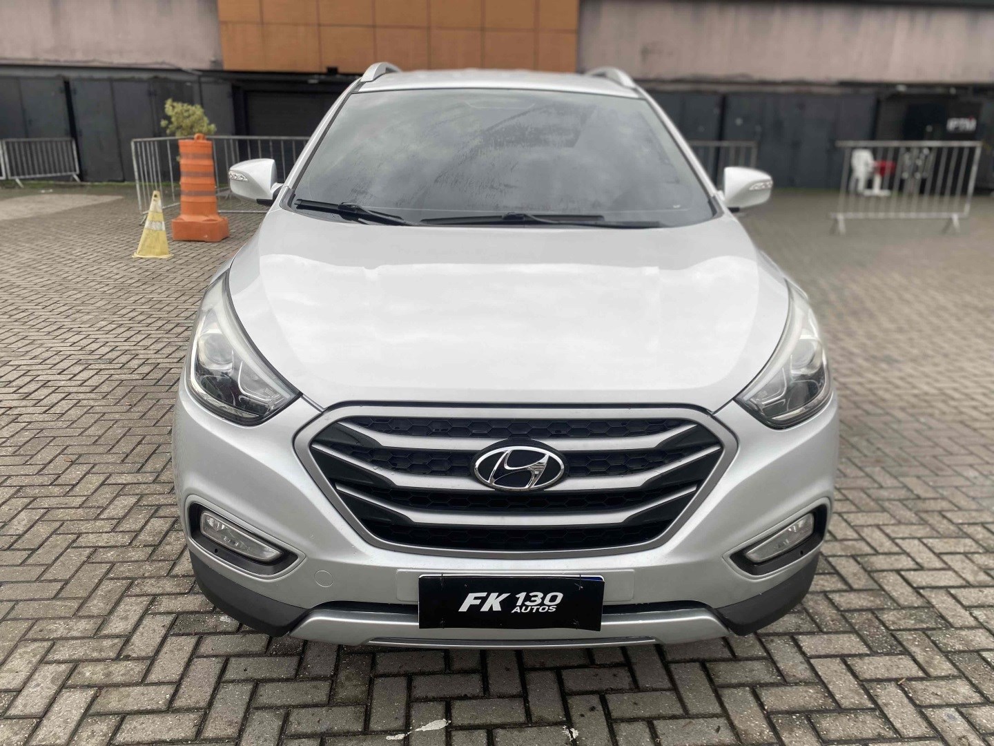 //www.autoline.com.br/carro/hyundai/ix35-20-16v-flex-4p-automatico/2017/rio-de-janeiro-rj/24147581