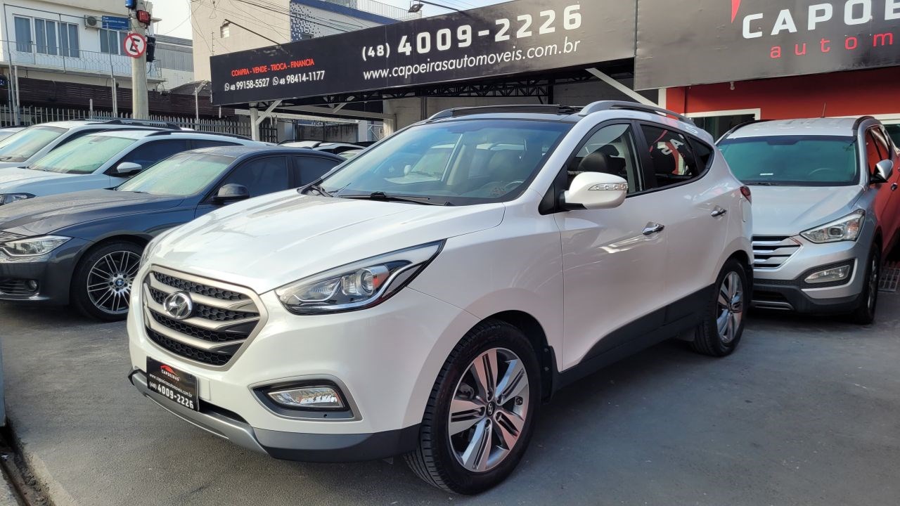 //www.autoline.com.br/carro/hyundai/ix35-20-gls-16v-flex-4p-automatico/2018/florianopolis-sc/24205714