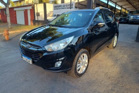 //www.autoline.com.br/carro/hyundai/ix35-20-16v-170cv-4wd-gasolina-4p-automatico/2012/belo-horizonte-mg/24328421