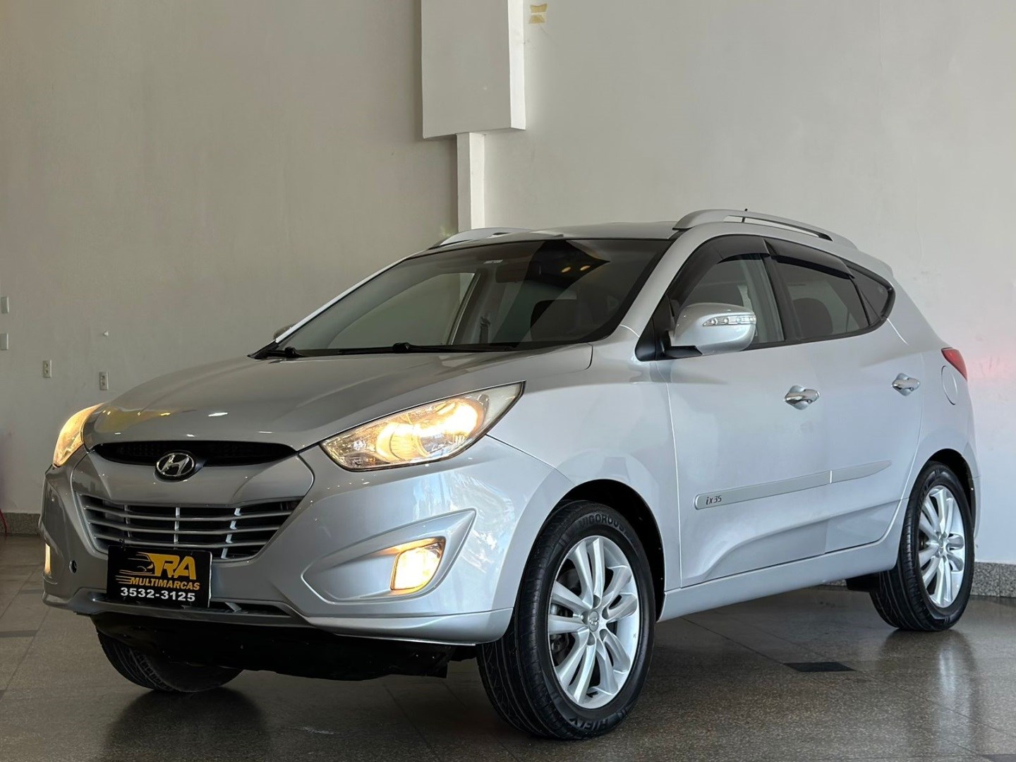 //www.autoline.com.br/carro/hyundai/ix35-20-16v-gasolina-4p-manual/2012/brasilia-df/24382875