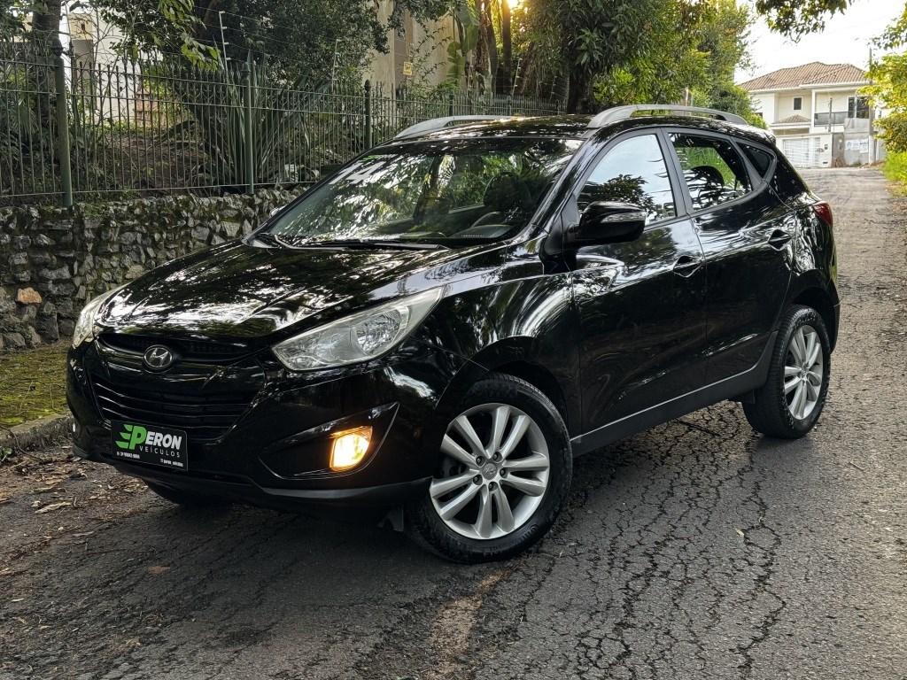 //www.autoline.com.br/carro/hyundai/ix35-20-16v-flex-4p-automatico/2014/barra-mansa-rj/24417962