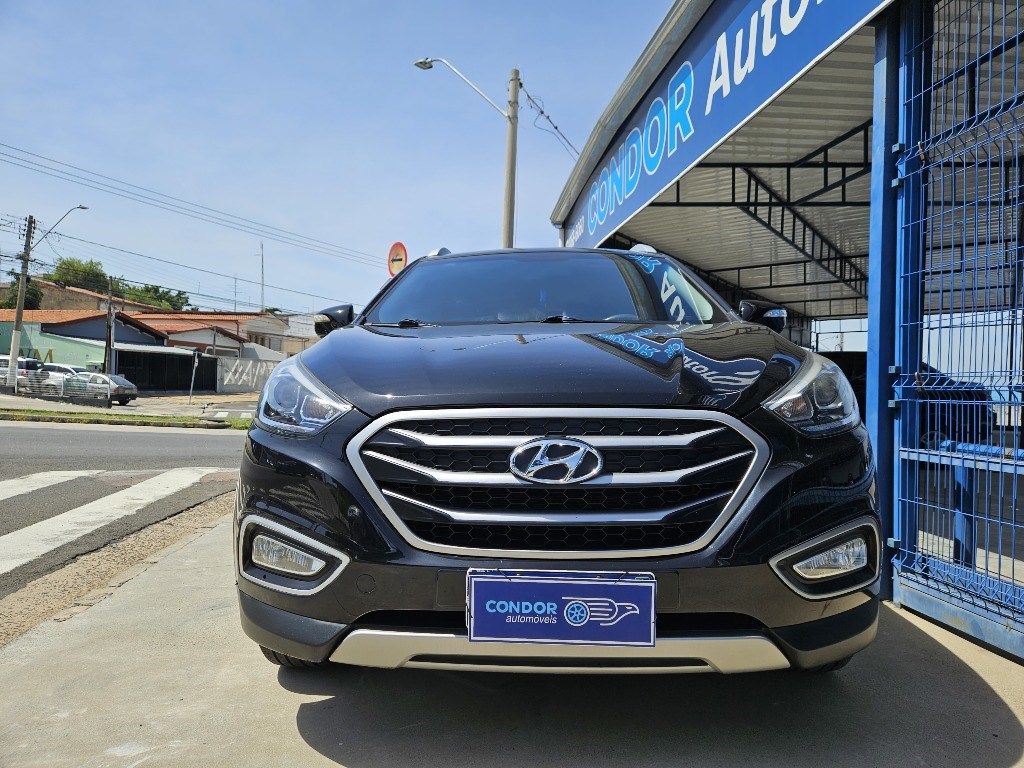 //www.autoline.com.br/carro/hyundai/ix35-20-gls-16v-flex-4p-automatico/2017/campinas-sp/24454795