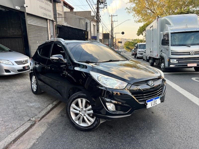 //www.autoline.com.br/carro/hyundai/ix35-20-16v-flex-4p-automatico/2013/sao-paulo-sp/24458179