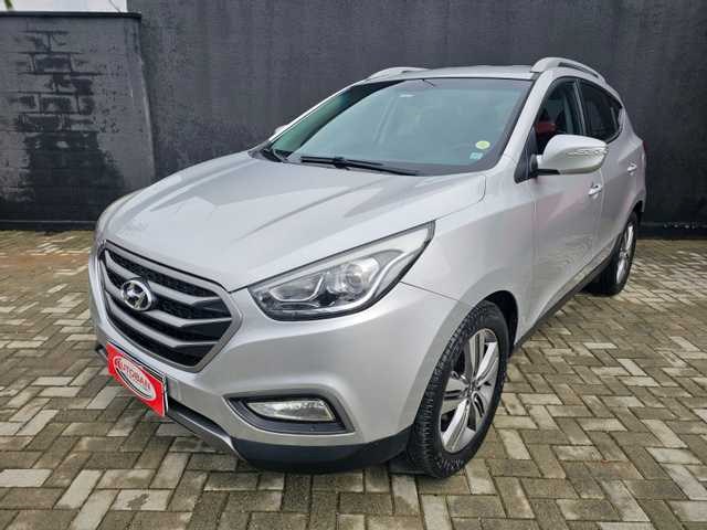 //www.autoline.com.br/carro/hyundai/ix35-20-gls-16v-flex-4p-automatico/2016/curitiba-pr/24630143