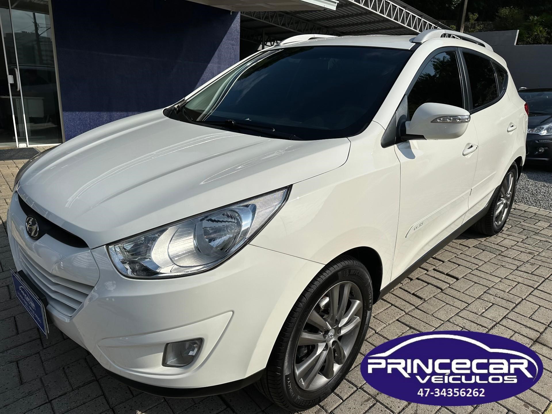 //www.autoline.com.br/carro/hyundai/ix35-20-16v-flex-4p-automatico/2015/joinville-sc/24636402