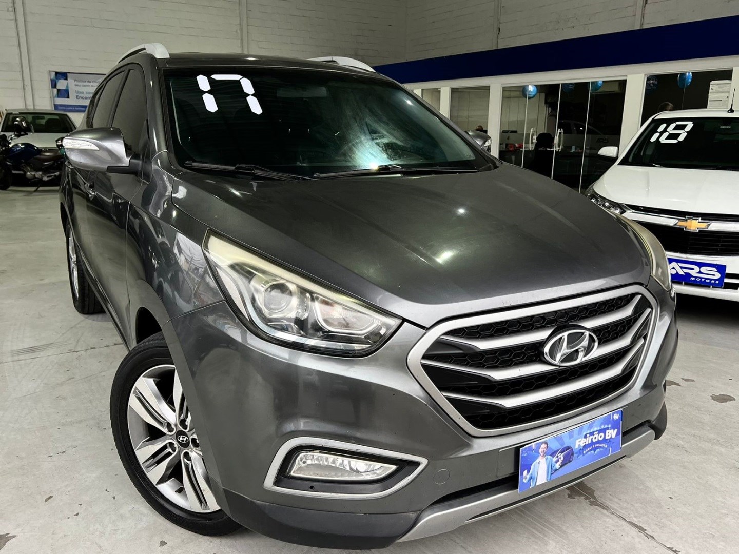 //www.autoline.com.br/carro/hyundai/ix35-20-16v-flex-4p-automatico/2017/rio-de-janeiro-rj/24647700