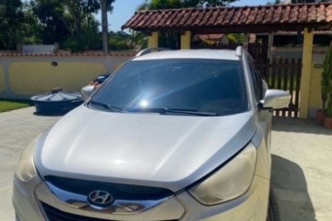 //www.autoline.com.br/carro/hyundai/ix35-20-16v-flex-4p-automatico/2013/rio-de-janeiro-rj/24738546