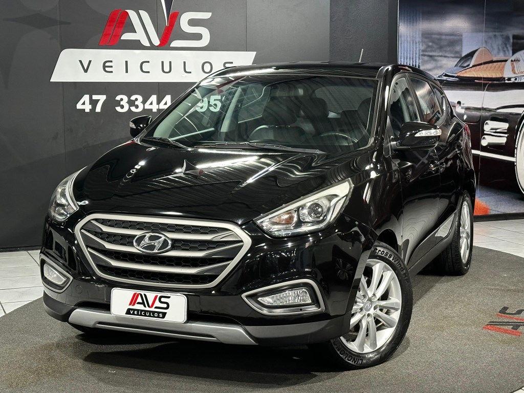 //www.autoline.com.br/carro/hyundai/ix35-20-gls-16v-flex-4p-automatico/2016/itajai-sc/24840556
