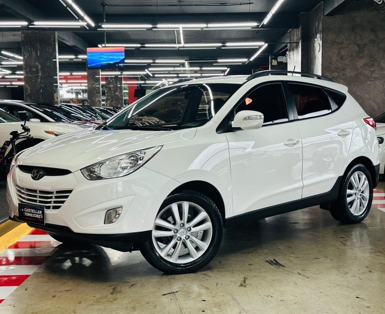 //www.autoline.com.br/carro/hyundai/ix35-20-16v-flex-4p-automatico/2015/caxias-do-sul-rs/24868183