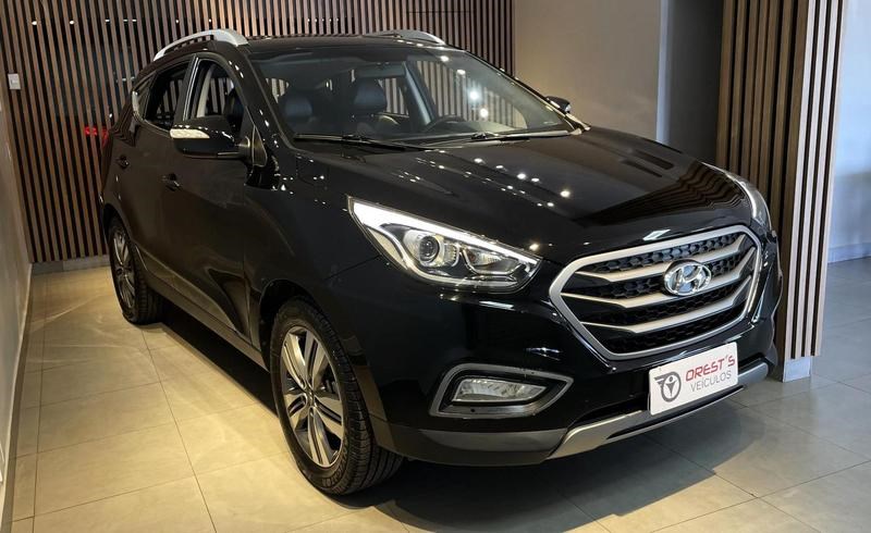 //www.autoline.com.br/carro/hyundai/ix35-20-gl-16v-flex-4p-automatico/2017/brasilia-df/24912499