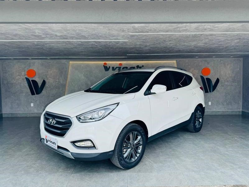 //www.autoline.com.br/carro/hyundai/ix35-20-gl-16v-flex-4p-automatico/2022/brasilia-df/24922822