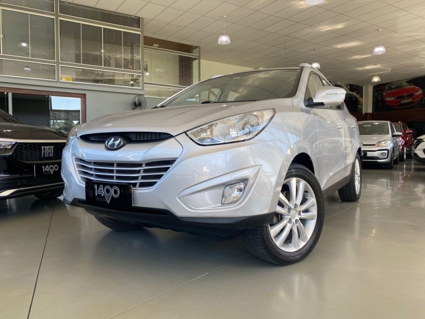 //www.autoline.com.br/carro/hyundai/ix35-20-16v-flex-4p-manual/2012/novo-hamburgo-rs/24989970