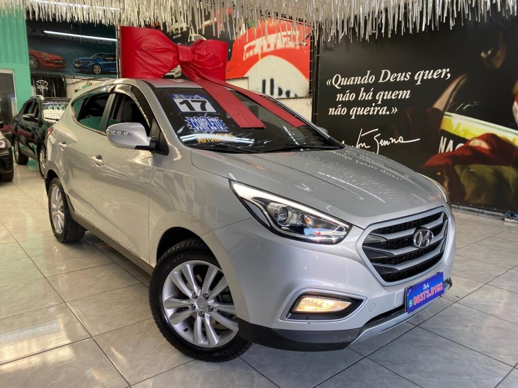 //www.autoline.com.br/carro/hyundai/ix35-20-gl-16v-flex-4p-automatico/2017/santo-andre-sp/25011554
