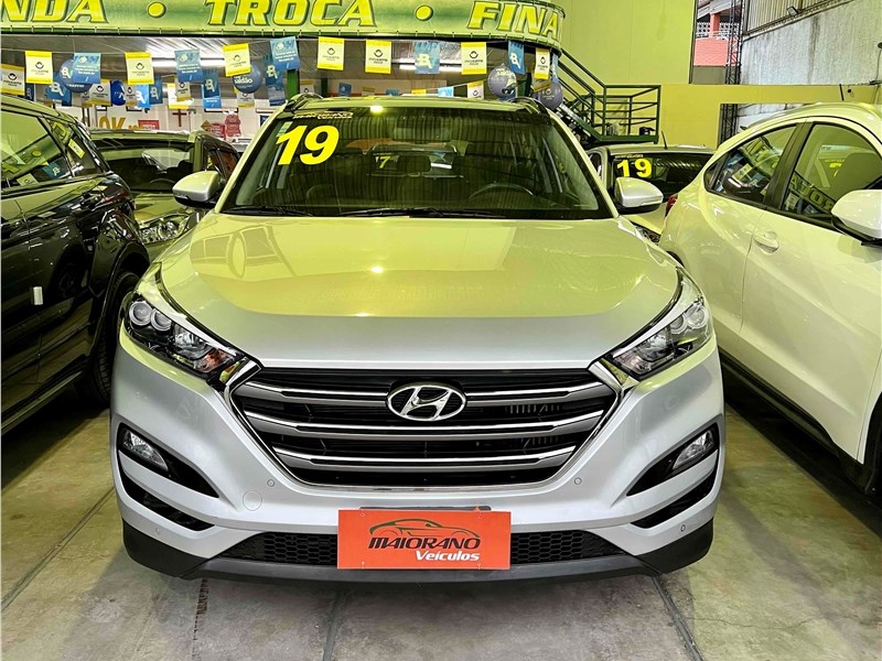 //www.autoline.com.br/carro/hyundai/tucson-16-gls-16v-gasolina-4p-turbo-automatizado/2019/rio-de-janeiro-rj/23767363