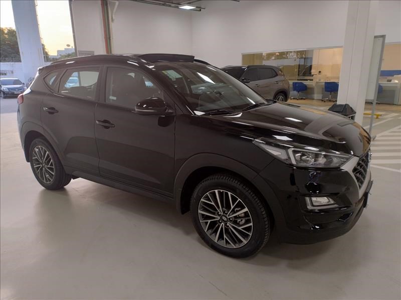 //www.autoline.com.br/carro/hyundai/tucson-16-gls-16v-gasolina-4p-turbo-automatico/2024/rio-de-janeiro-rj/24134107
