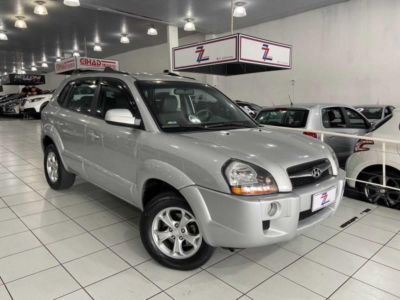 //www.autoline.com.br/carro/hyundai/tucson-20-gls-16v-flex-4p-automatico/2015/sao-paulo-sp/24871702