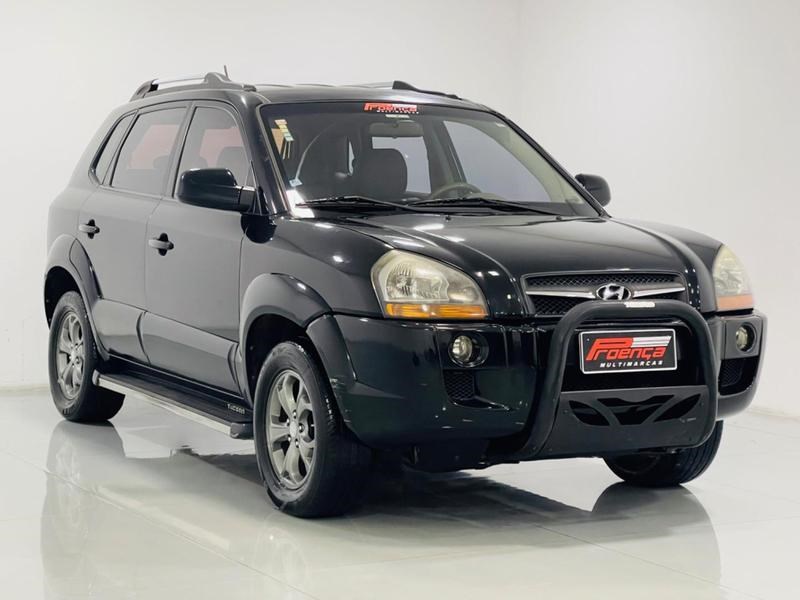 //www.autoline.com.br/carro/hyundai/tucson-20-gls-16v-flex-4p-automatico/2014/curitiba-pr/24899900