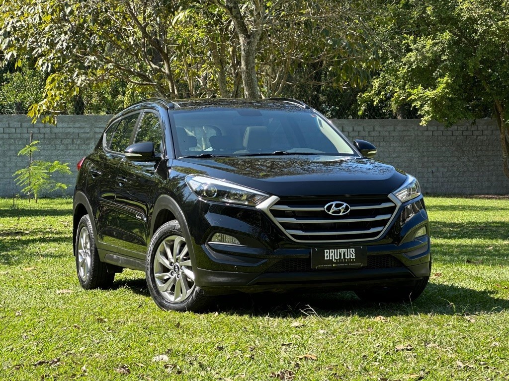 //www.autoline.com.br/carro/hyundai/tucson-16-gls-16v-gasolina-4p-turbo-automatizado/2019/rio-de-janeiro-rj/24937263