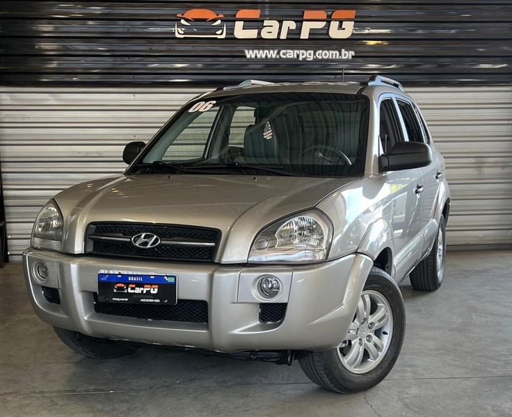 //www.autoline.com.br/carro/hyundai/tucson-20-gl-16v-gasolina-4p-automatico/2006/ponta-grossa-pr/24963845