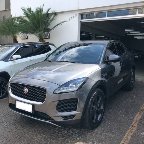 //www.autoline.com.br/carro/jaguar/e-pace-20-16v-gasolina-4p-4x4-turbo-automatico/2018/aracatuba-sp/22344374