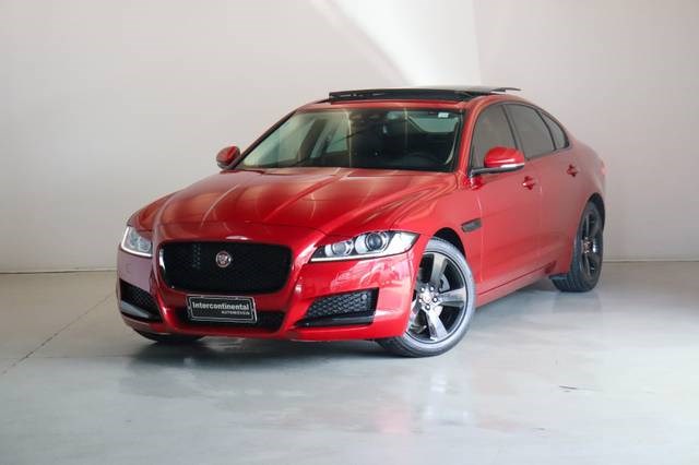 //www.autoline.com.br/carro/jaguar/xf-20-gtdi-prestige-16v-gasolina-4p-turbo-automa/2016/florianopolis-sc/24663048