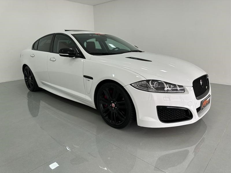 //www.autoline.com.br/carro/jaguar/xf-50-v8-r-32v-gasolina-4p-automatico/2014/curitiba-pr/24900876