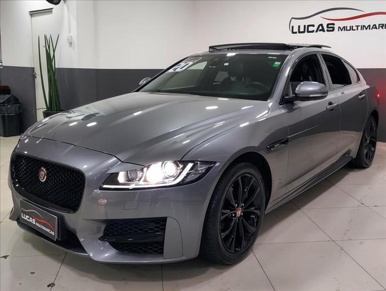 //www.autoline.com.br/carro/jaguar/xf-20-r-sport-16v-gasolina-4p-turbo-automatico/2020/sao-bernardo-do-campo-sp/25017426