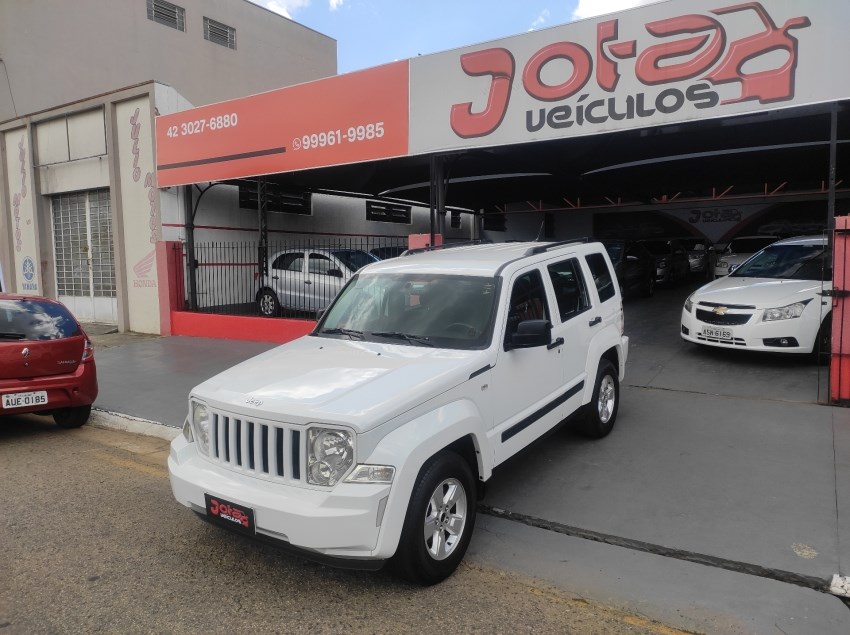 //www.autoline.com.br/carro/jeep/cherokee-37-v6-sport-12v-gasolina-4p-4x4-automatico/2012/ponta-grossa-pr/24428982